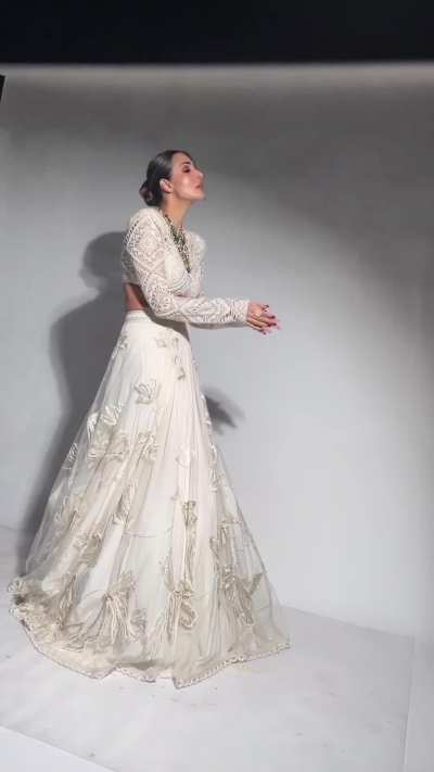 Malaika Arora White Bold Dress Photoshoot ❤️🔥