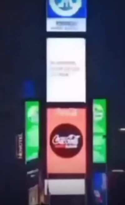 xQc when he has been staring at a screen for too long
