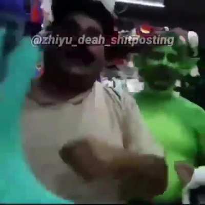😔