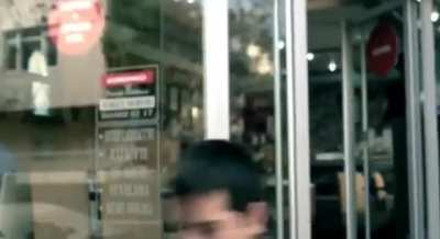 Bu da benden nostaljik bir reklam hem de kedyli