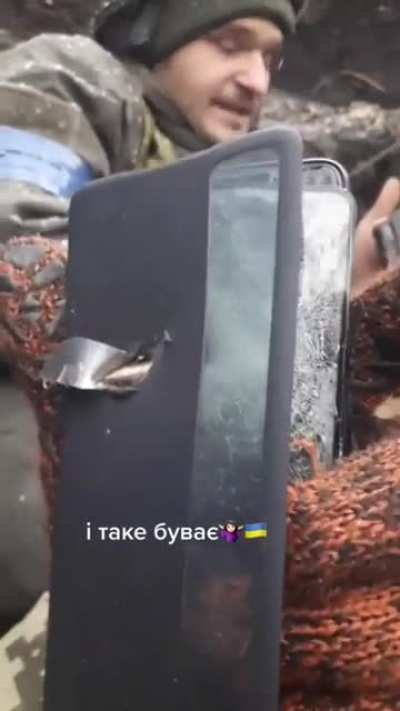 A smartphone saved this soldier's life by stopping a 7.62 bullet (Found this on r/ididthejobboss)