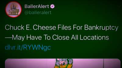 I made a FNaF meme about the Chuck E. Cheese bankruptcy. I am VERY original.