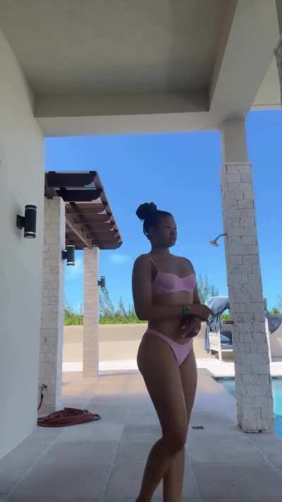 Storm Reid