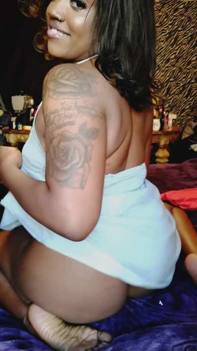No panties!