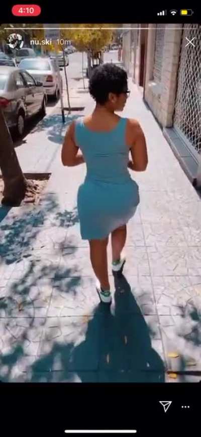 She so bad I got a tonne of video I&rsquo;m gon drop