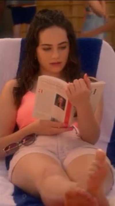 Mary Mouser