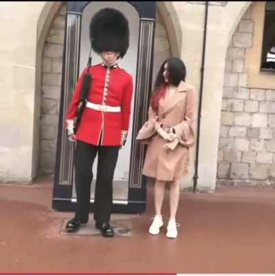 Even the royal guard couldn&rsquo;t handle the cringe