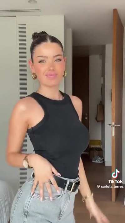 Madre m&iacute;a vaya 🍒 y que buena que esta