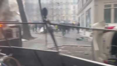 CHRISTMAS DAY IN PARIS