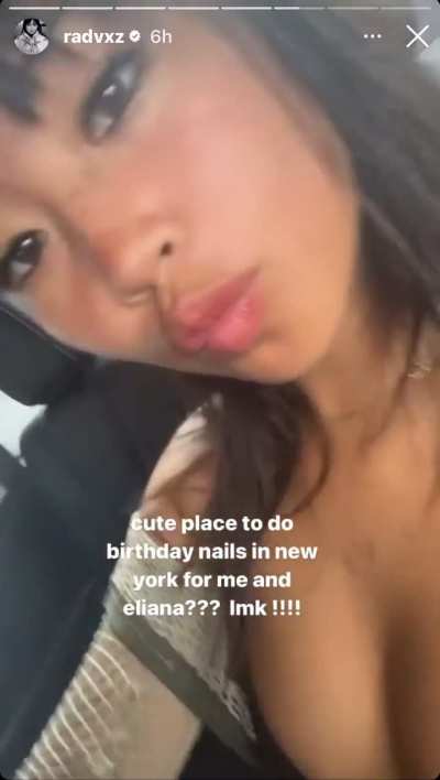 love that cleavage
