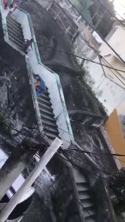 Isso sim que &eacute; uma brincadeira saud&aacute;vel :)