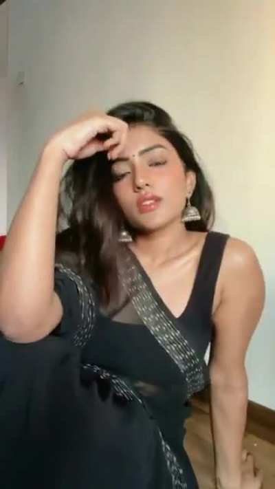 Esha Rebba