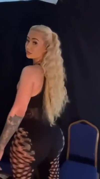 😛