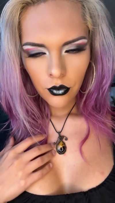 Had a festive Halloween. Kind of sad it&rsquo;s over. 😆🖤