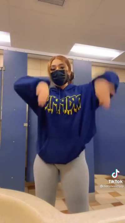 Those Thighs are Amazing