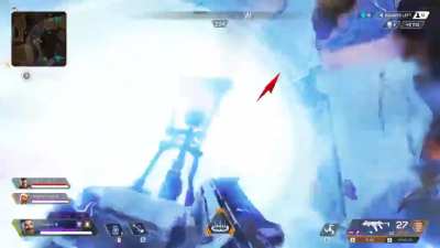 POV: You're ulted by Fuse, Horizon and Caustic 😥