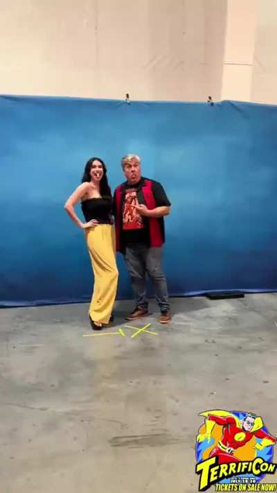 Autographing at TerrifiCon, TikTok video from @aautographing 2023-7-30
