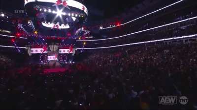 Hometown wrestler comes back to a hero&rsquo;s welcome after a 7 year absence