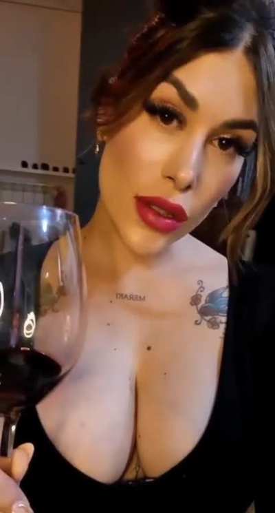 NATALIA CARAMELO TE ESPERA EN SU DIRECTO EL JUEVES 11 DE MAYO ( link en comentarios)
