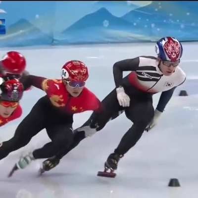 Korean player was disqualified after this happening. #justice_for_Korea