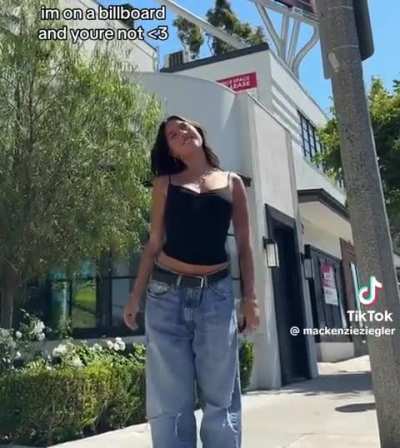 Kenzie 