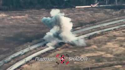 The destruction of a russian 240mm 2S4 “Tyulpan” self-propelled mortar along with most of its crew by the “shadow” unit