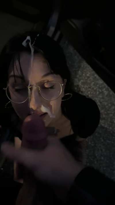 Couldn&rsquo;t even make it home, I wanted his cum right in the parking lot!