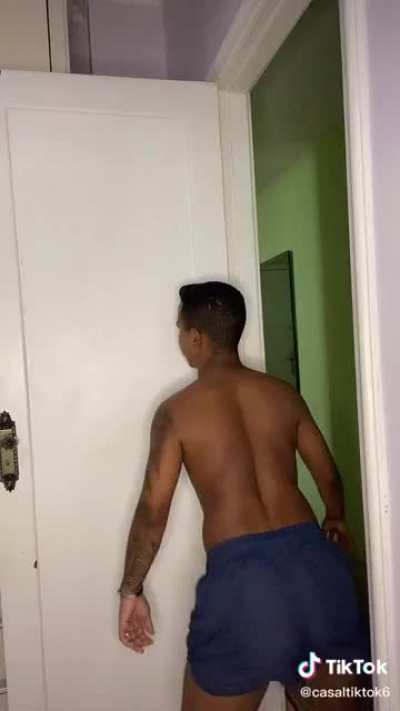 Greninja quando ta na casa do primataLoL
