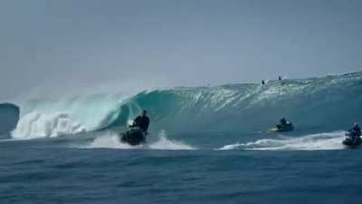 Just created a John John Florence surfing video, if you could check it out and give any feedback that would really be appreciated!