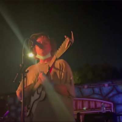 Some clips from daddy’s concert