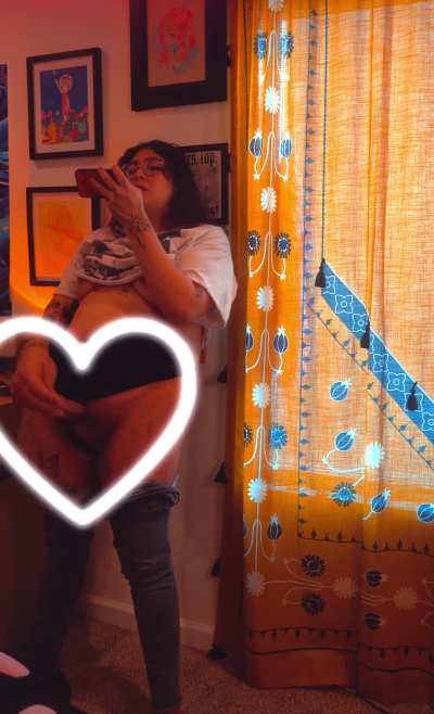 caught my trans roomie masturbating in my room!
