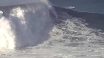 One of the largest waves ever surfed by Sebastian Steudtner in Nazar&eacute;, Portugal (Jan. 18th, 2018)