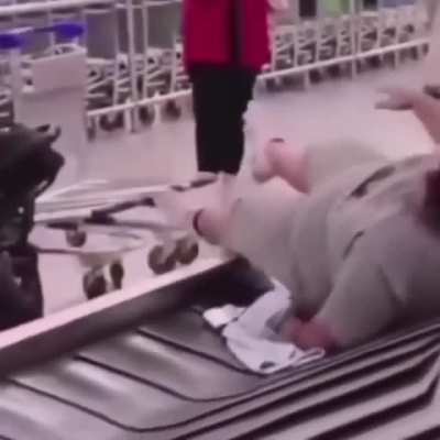 Not a single person helped!