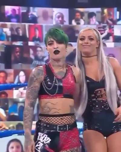 Liv slaps Ruby 2