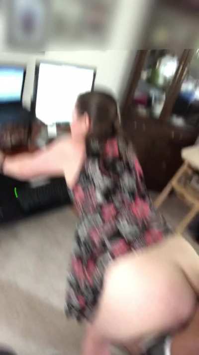 Helping this 44 year milf work from home (mf) (oc)