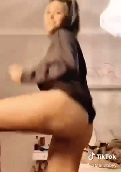 Does the booty make up for the butchered quality🥺