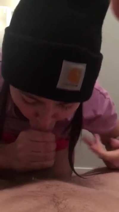 Cute girl makes him cum