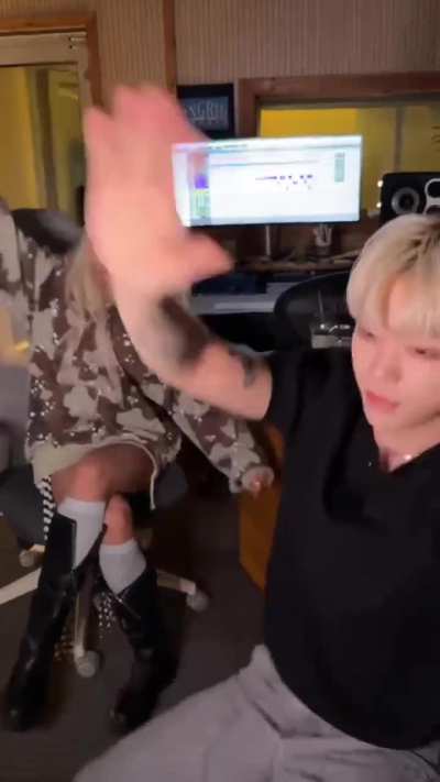 [251007] Dayoung Official TikTok - number one rockstar with JUNNY