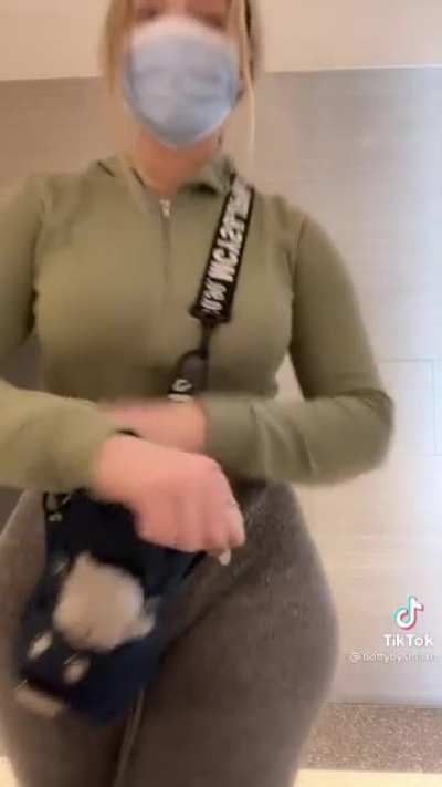 Biggest ass I&rsquo;ve ever seen in my life