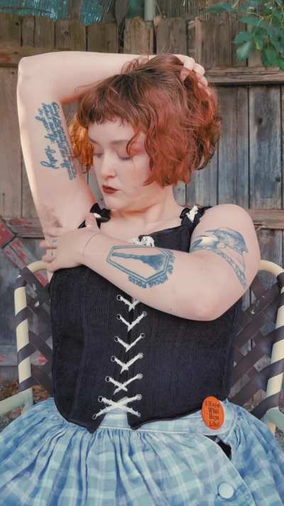 If you think victorian women weren't hairy, you've got another thing comin'. ;)