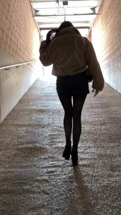 Fijne pasen voor jullie🐣🪺🫶🏻 Ik ga nog een fotoshoot maken🤪