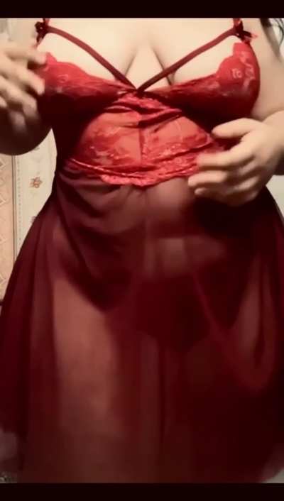 Rocking the red look