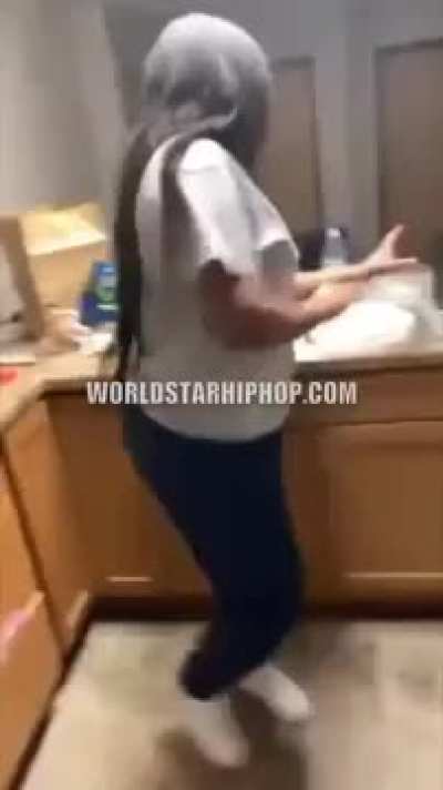 Couple fight 
