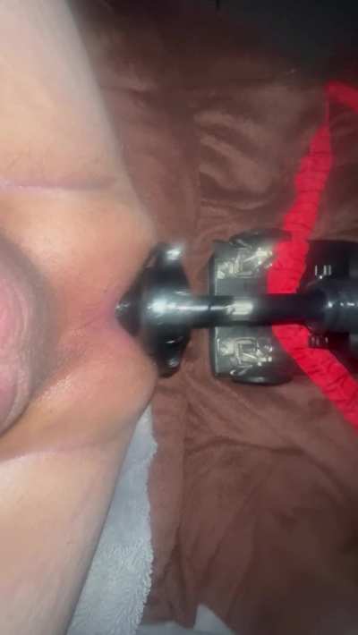 Machine stretching my ass