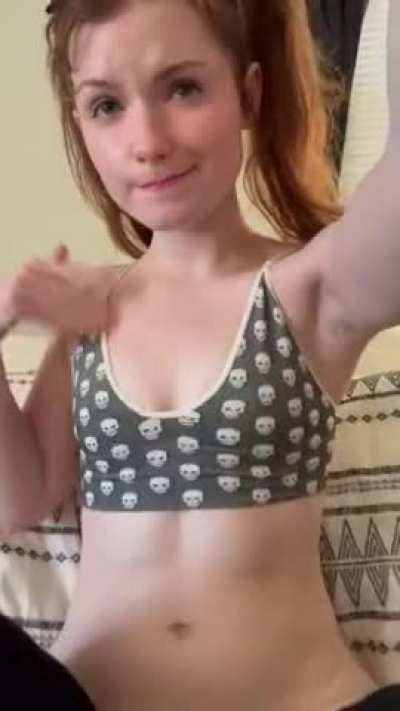 I just wanna be cute and sexy at the same time 🥺