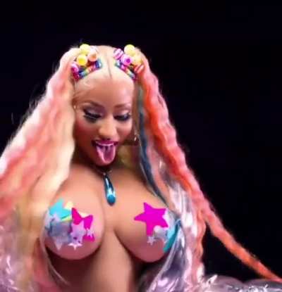 Nicki Minaj full titty clips compilation from the "Trollz" music video. Enjoy