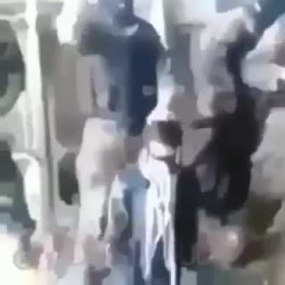 196