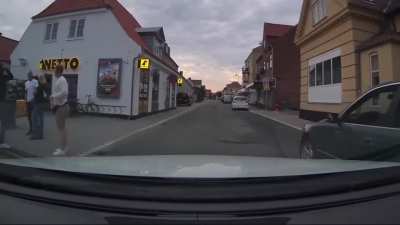 Fest ude foran Netto