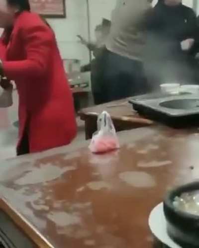 Когда просто зашёл поесть