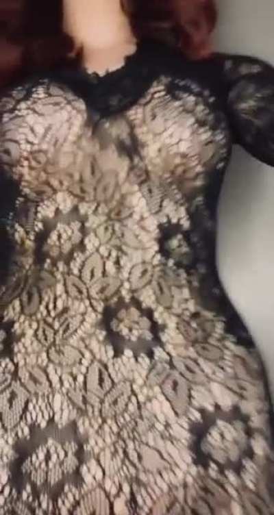 Why are you staring at me when you should be sucking my dick ? 👅  